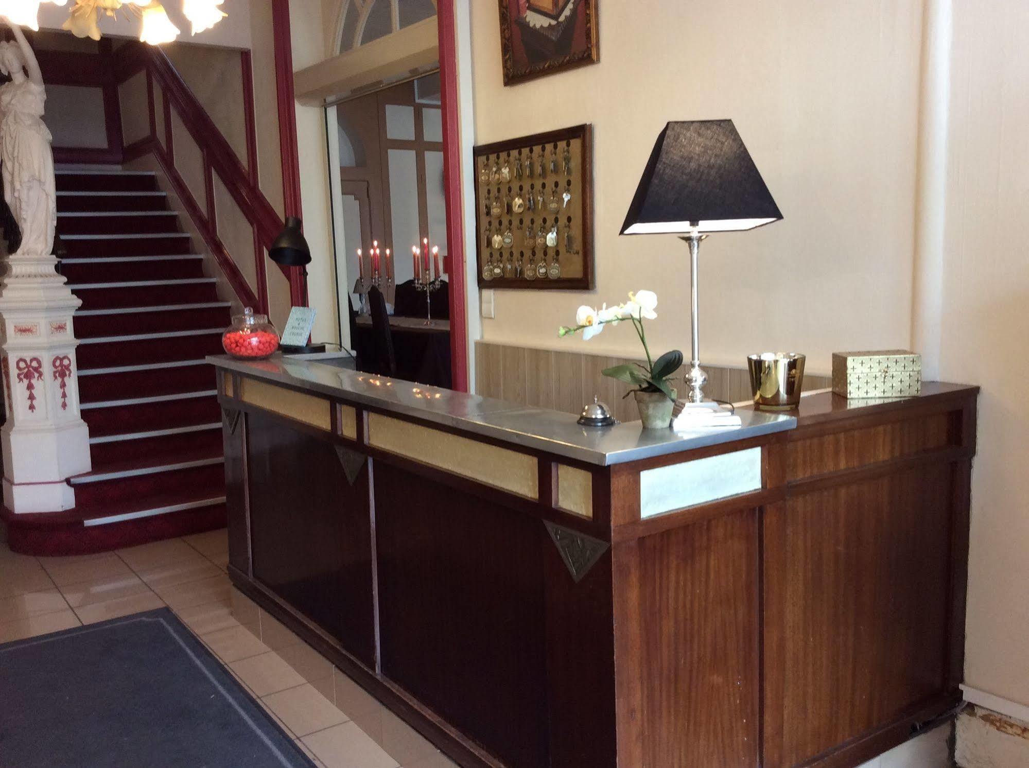 H\u00F4tel de la Paix Hotel Limoges Exterior foto